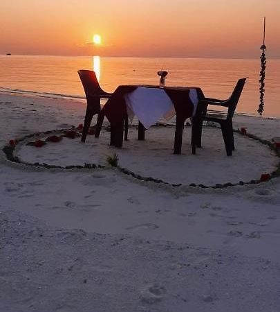 Rashuthere Maldives Rasdhoo 外观 照片